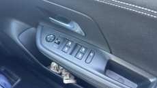 Vauxhall Mokka 1.2 Turbo 100 SRi Nav Premium 5dr Petrol Hatchback